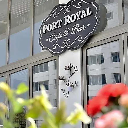 Port View 3*