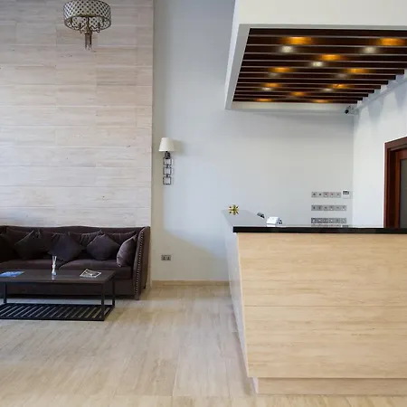 Port View 3* 파마구스타