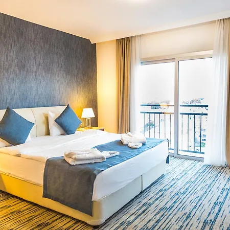 Port View 3* Famagusta (Northern Cyprus)