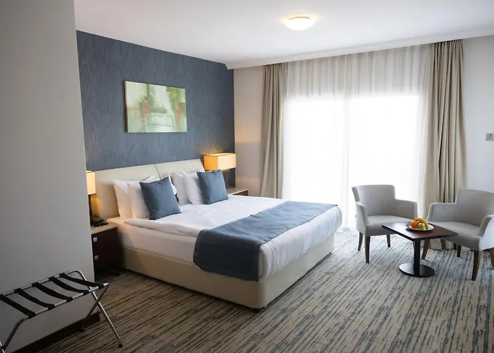 Port View 3* Famagusta (Northern Cyprus)