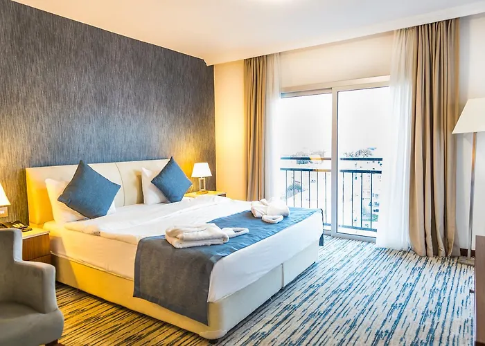 Port View 3* Famagusta (Northern Cyprus)